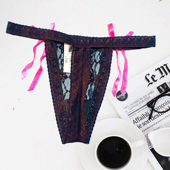 High Waist Crotchless V-String, NikkiandNaomi